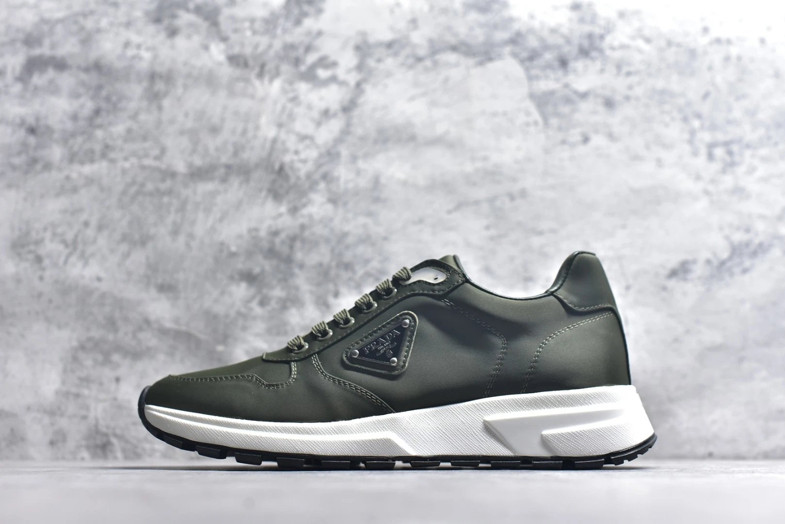 Prada Sneakers Prax 01 — Prax 01 Army Green