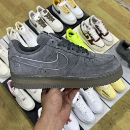 thumbnail for BG版本AF-1福利特价原价180-220出厂的产物 原楦原纸板 纯正空军版型 高清洁度 内置全掌气垫  只对比正品 非市面通货垃圾