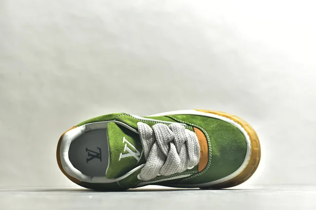 Louis Vuitton Sneakers LV Skate Sneaker product detail image 41