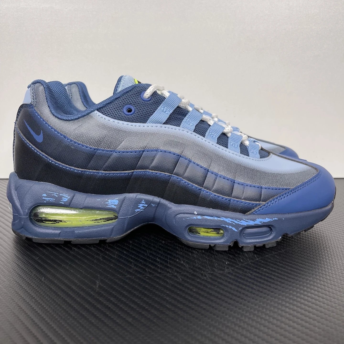 Nike Air Max 95 EM PRM Pure Platinum 700156-043
