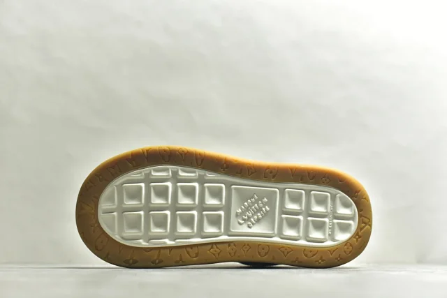 Louis Vuitton Sneakers LV Skate Sneaker product detail image 79