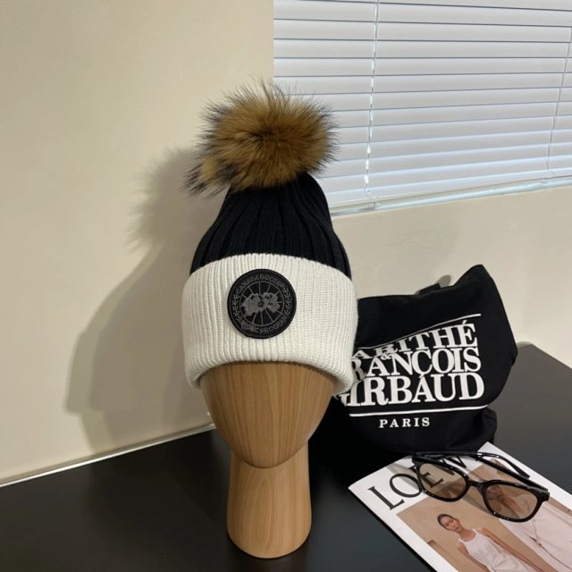 Canada Goose Hat: seller detail photo 5