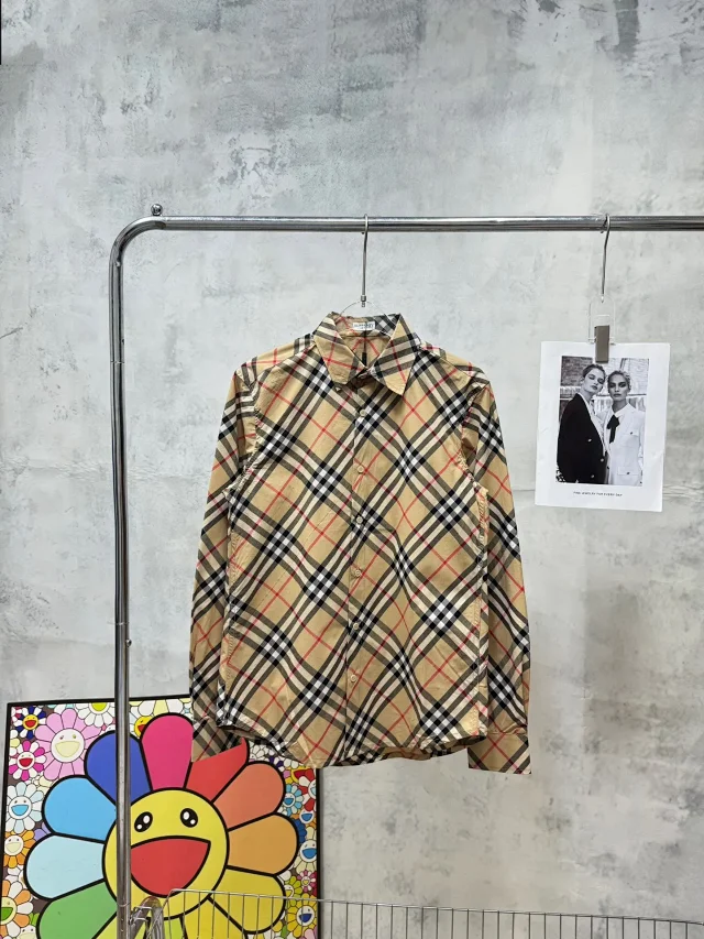 Burberry Shirts Long-Sleeve Check Button-Up Shirt product detail image 14