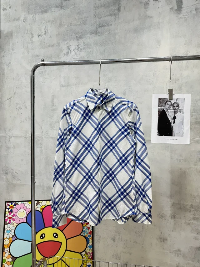 Burberry Shirts Long-Sleeve Check Button-Up Shirt product detail image 15