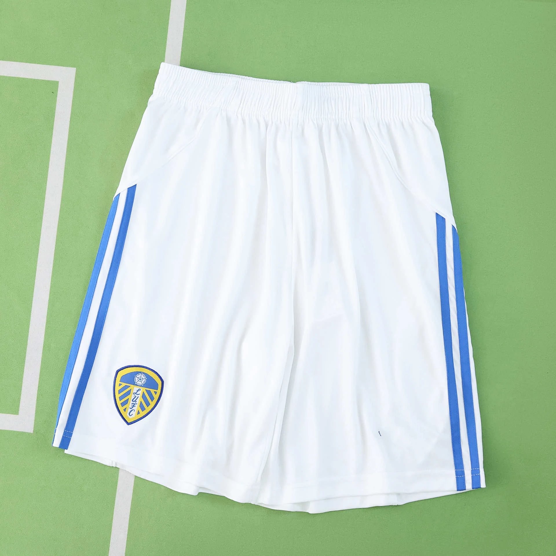 2526 Leeds United Home White Shorts (For custom information, please leave a note when placing your order; messages will not be counted)