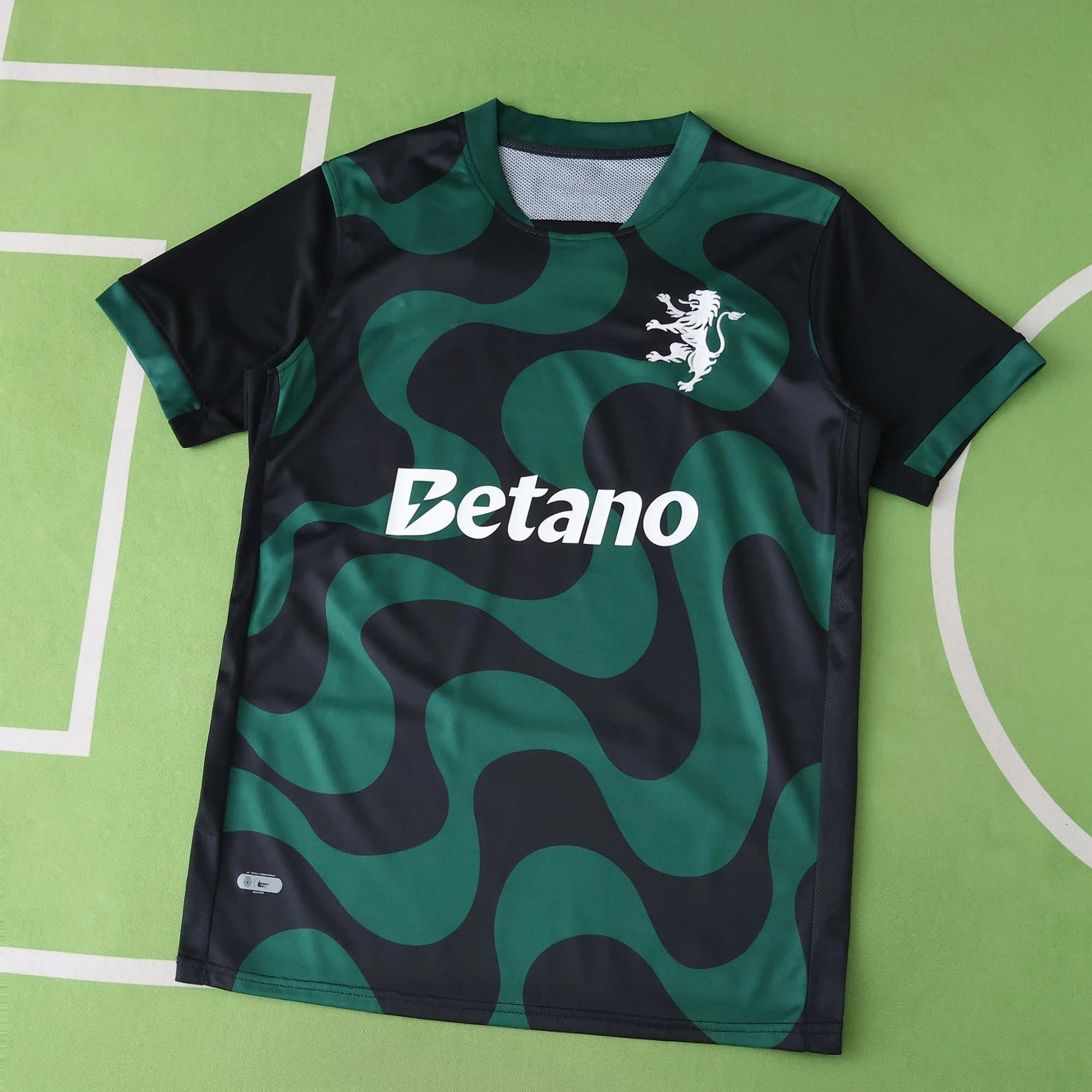 2526 Lisbon Second Away Kit Black and Green Thai Version (Please leave customization notes when placing the order; messages are not accepted)