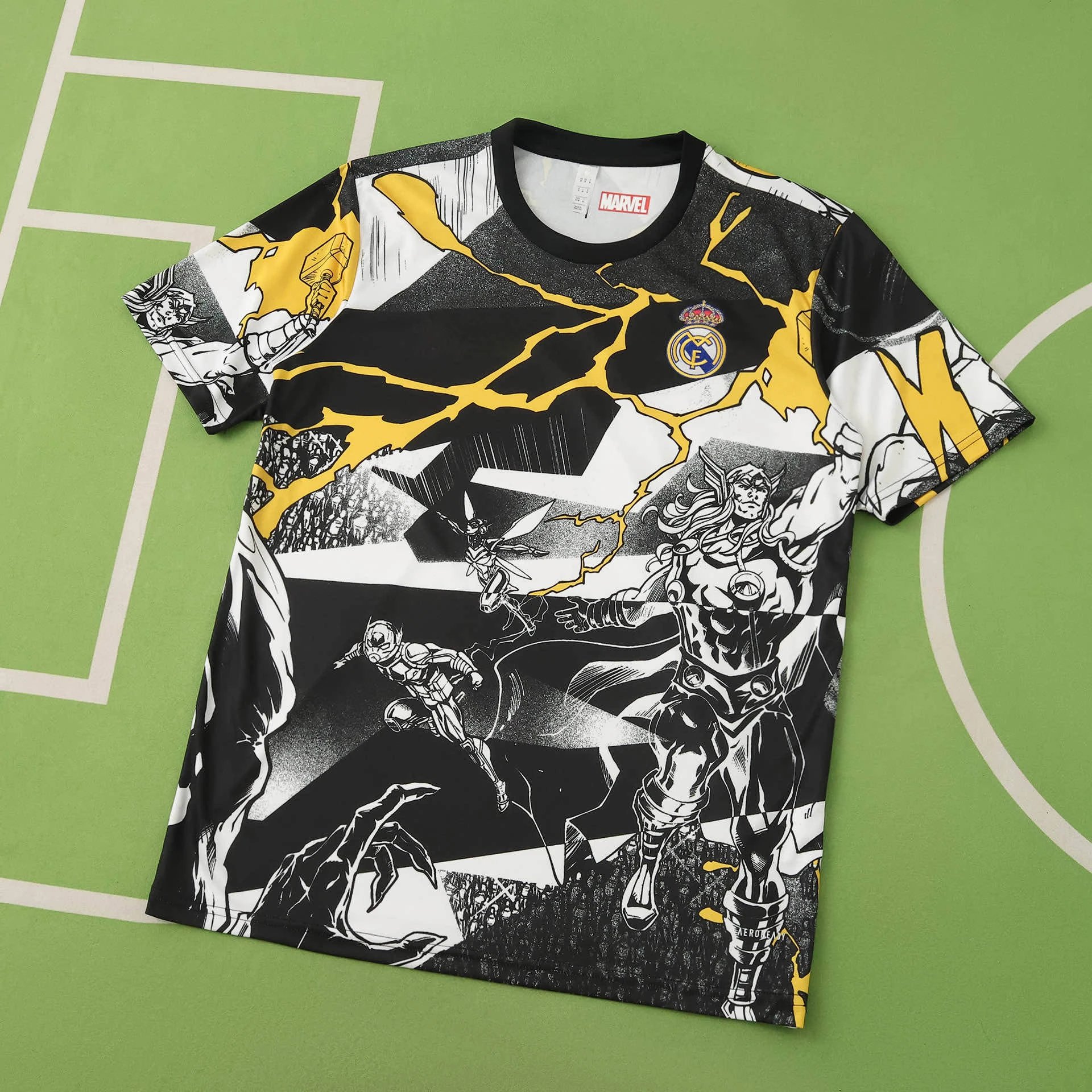 2526 Real Madrid Marvel Black Special Edition Thai Version