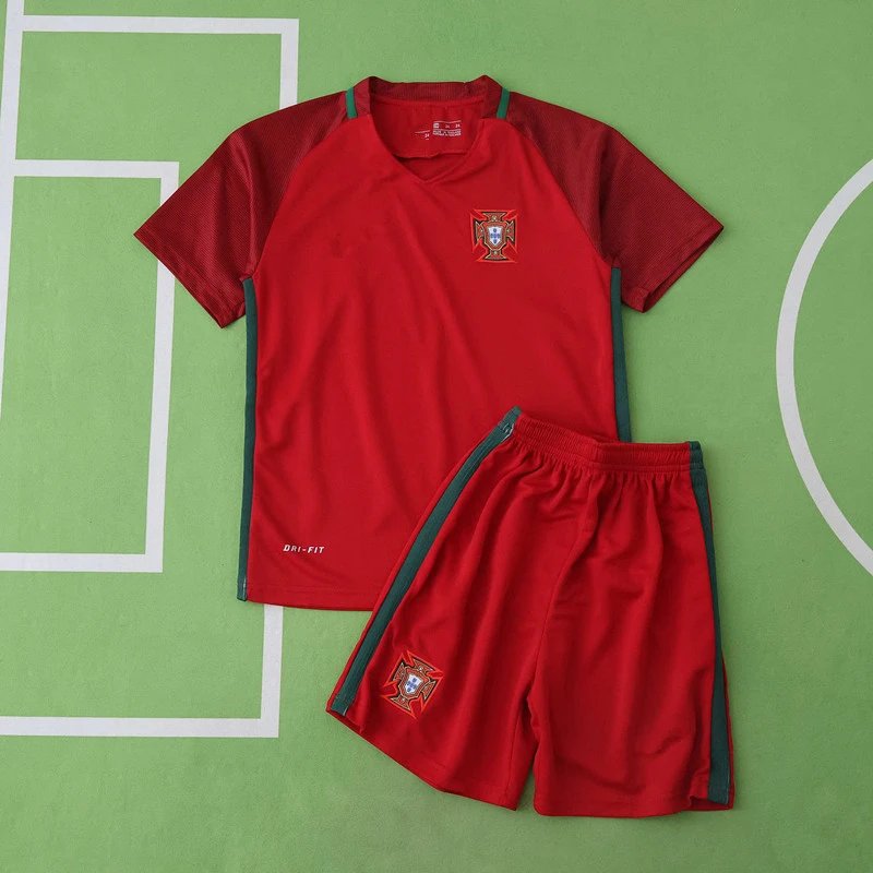 2016 Portugal Home Kids Kit (Please note customization requests in your order; messages won't be counted)
