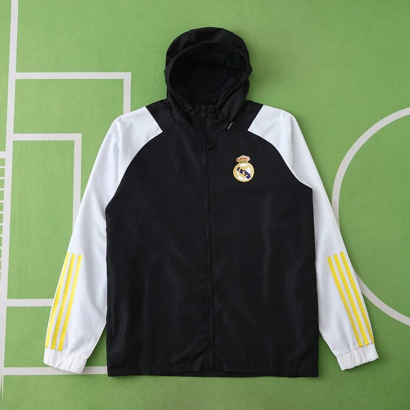 Real Madrid 2025/26 Black & White Sleeve Hooded Windbreaker (Please note customization details when placing order, messages do not count)