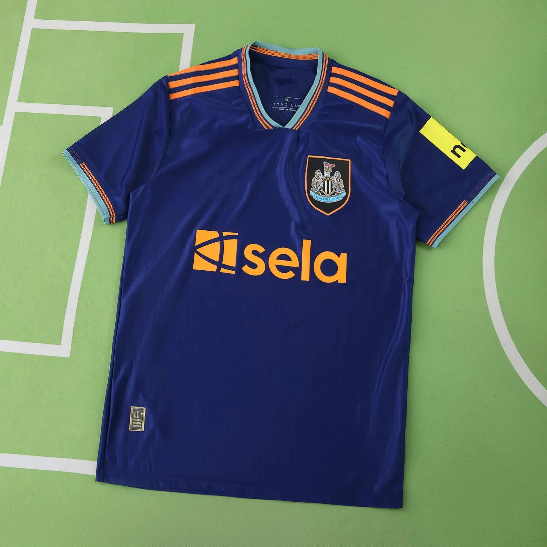 25/26 Newcastle Away Player Version (Please note customization info in order remarks; messages are not counted)