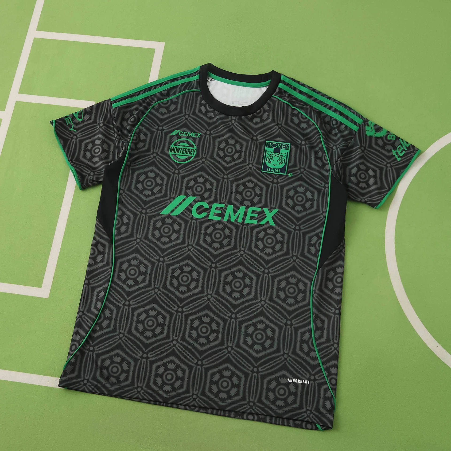 2526 Tigers Away Black Thai Version