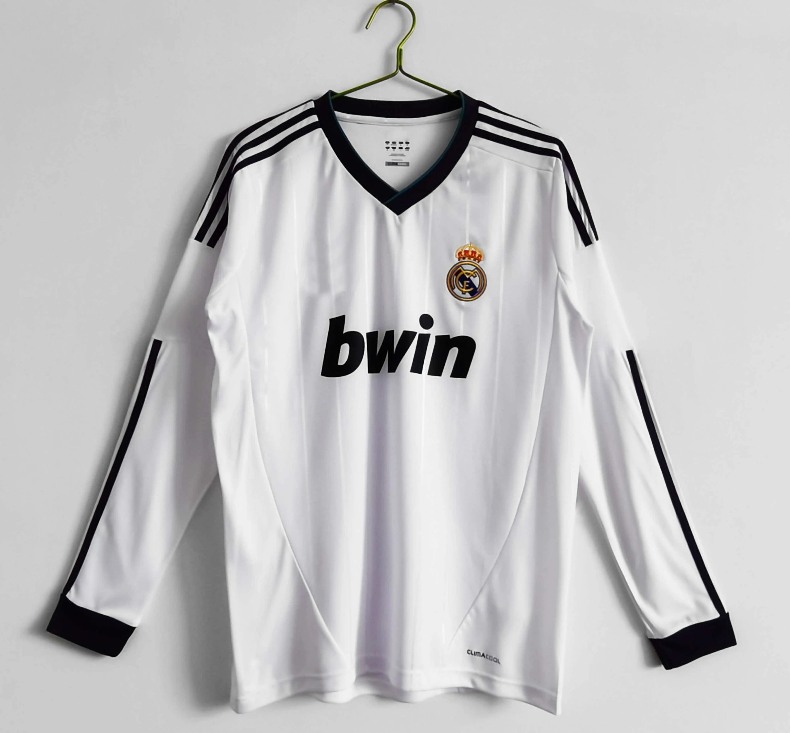 1213 Real Madrid Home Long Sleeve Thai Version (For customization info, please leave a note when placing your order; messages will not be checked)