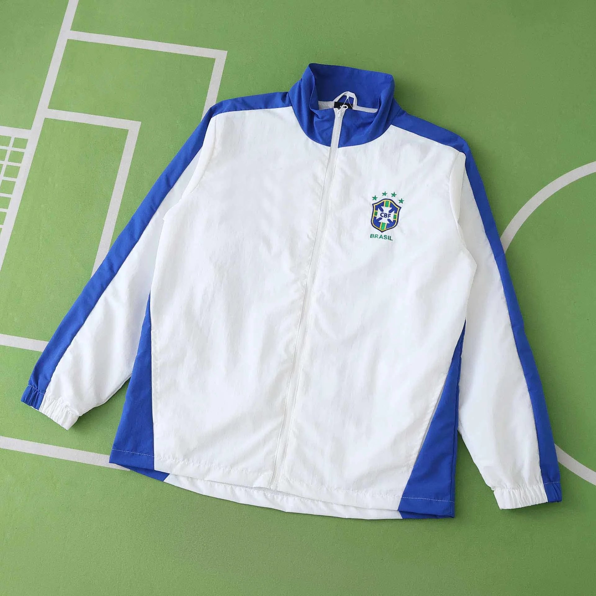 2526 Brazilian white blue shoulder windbreaker (please note customization information when placing the order, messages are not included)