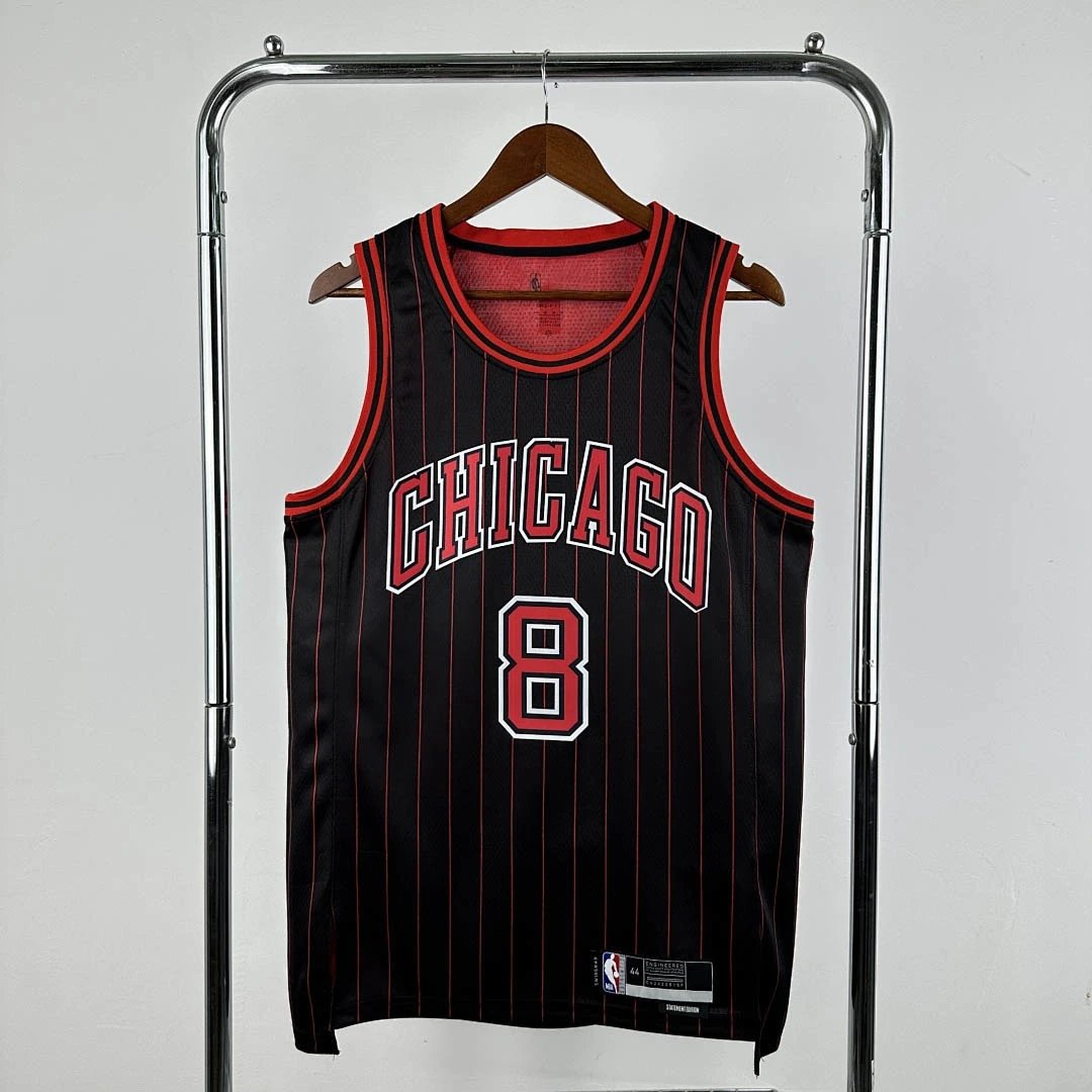 25-26 NBA Chicago Bulls Chicago Bulls limit 8-LAVINE