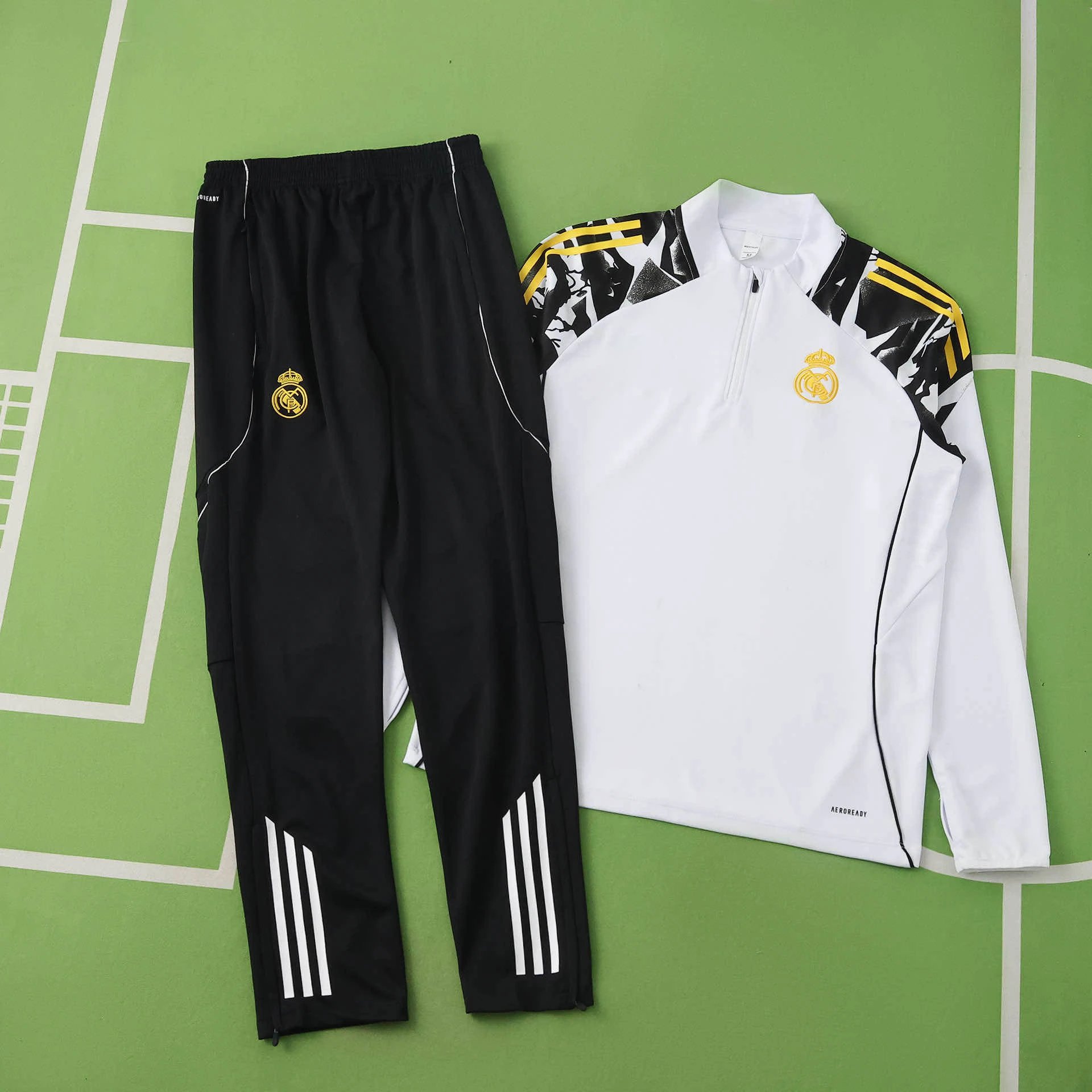 2526 Real Madrid White Special Edition Training Half-Zip Set