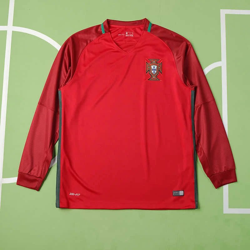 2016 Portugal Home Long Sleeve Thai Edition (Please note customization information when placing an order, do not check messages)