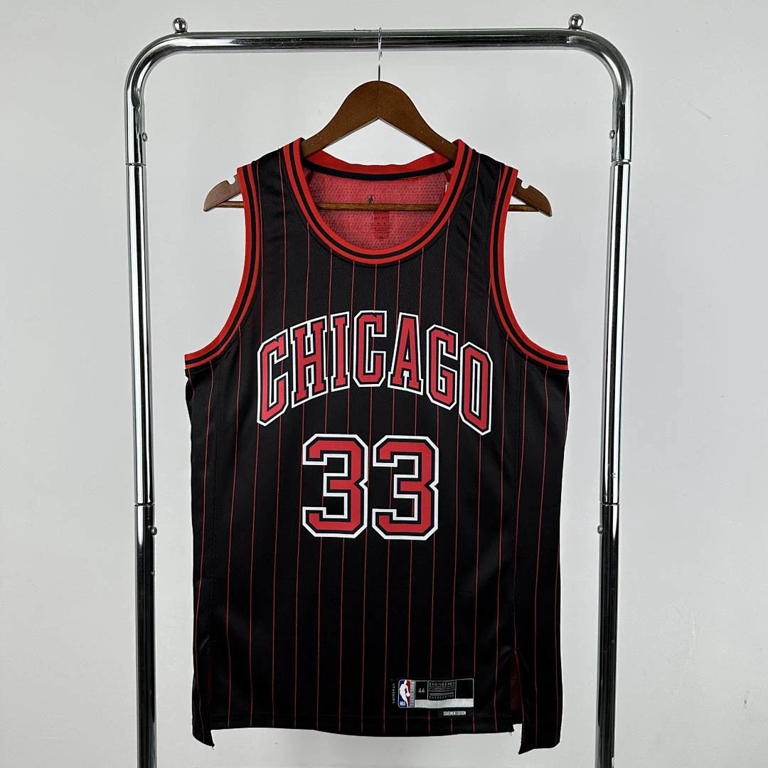 25-26 NBA Chicago Bulls Chicago Bulls limit 33-PIPPEN