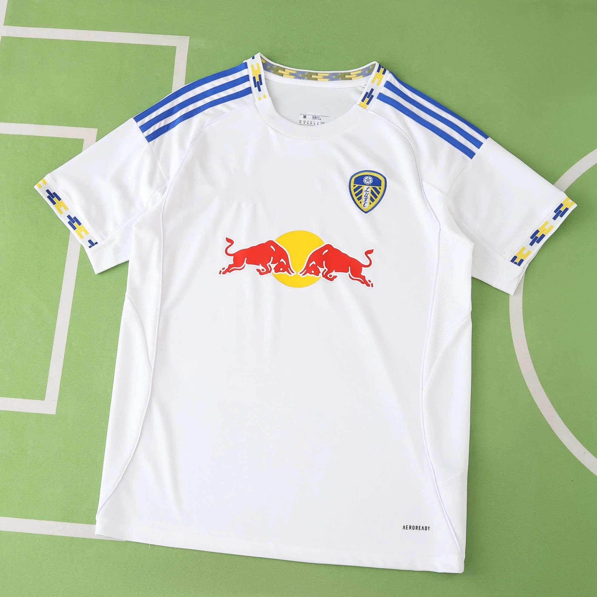 2526 Leeds United Home Thailand Version (Please note customization info when placing order, sending message does not count)