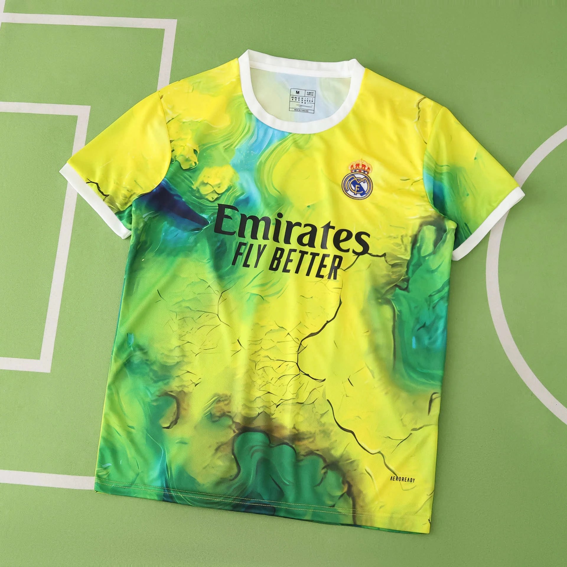 2526 Real Madrid Yellow-Green Special Edition Thai Version (For custom info, please leave a note when placing order; messages are not counted)