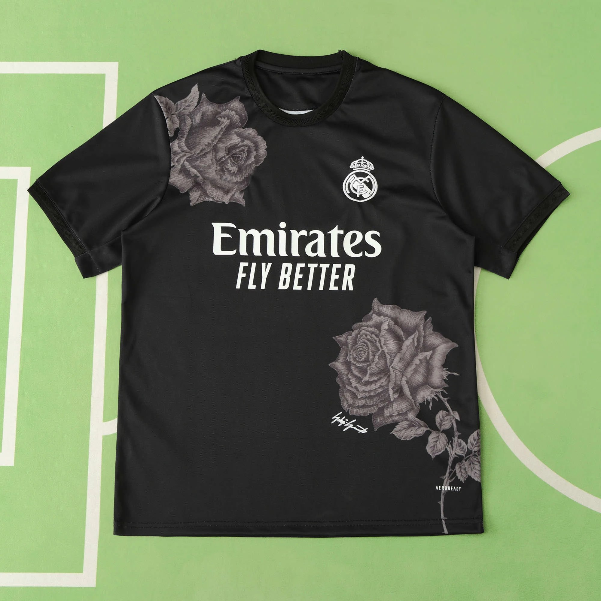 23-24 Real Madrid Y-3 Black Replica Jersey (Please leave a note when ordering, do not send private messages)