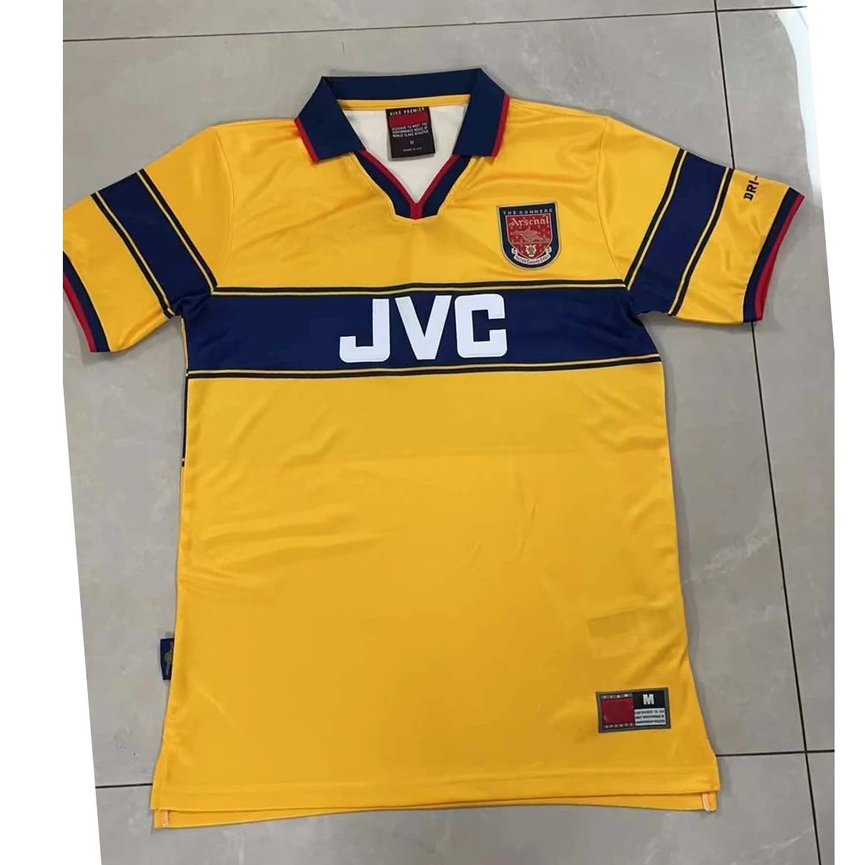 9799 Arsenal Away Thai Version (Please Note Customization Info in Order Remarks, Messages Will Not Be Checked)