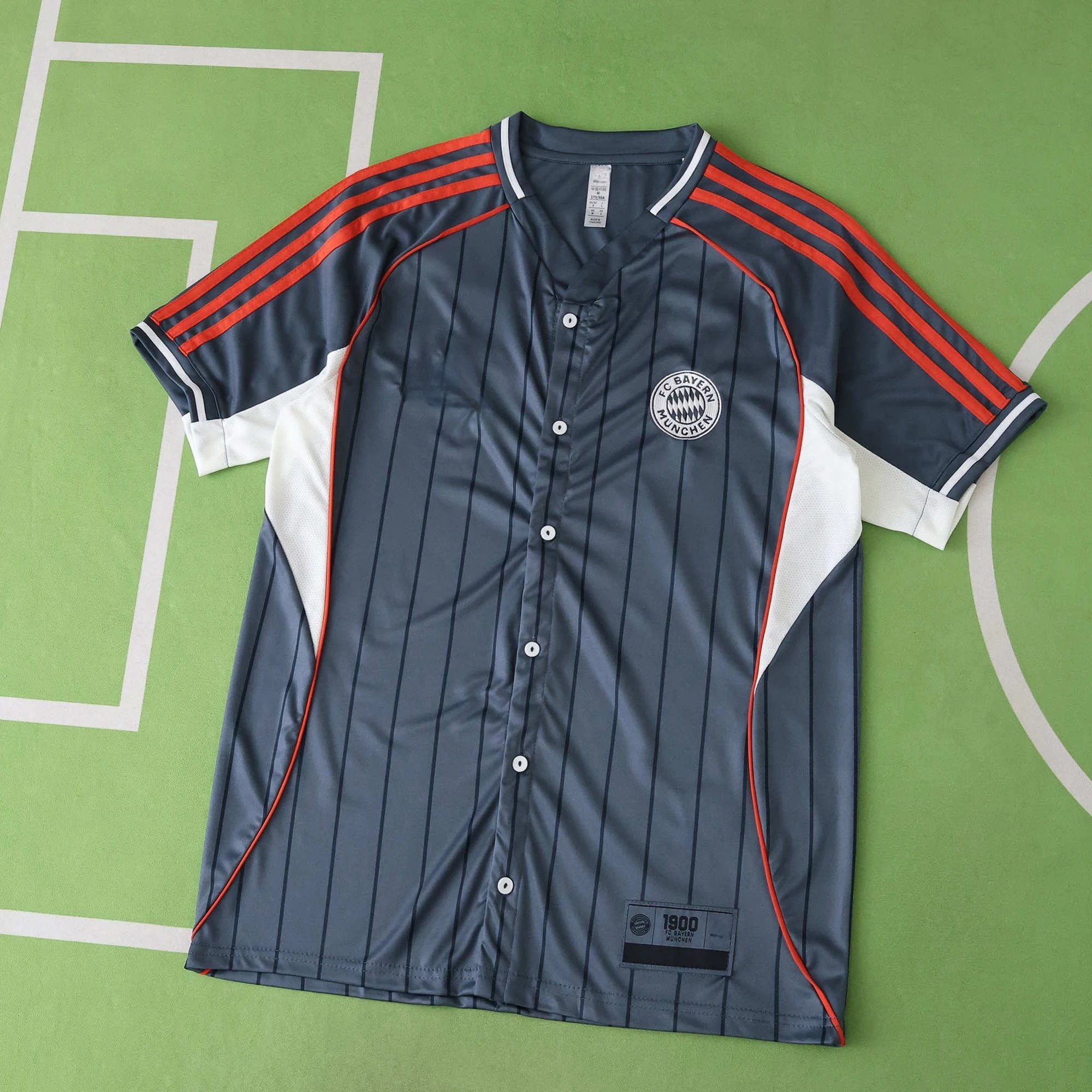 2526 Bayern Baseball Jersey T-Shirt (Please leave customization notes when ordering; messages are not accepted.)