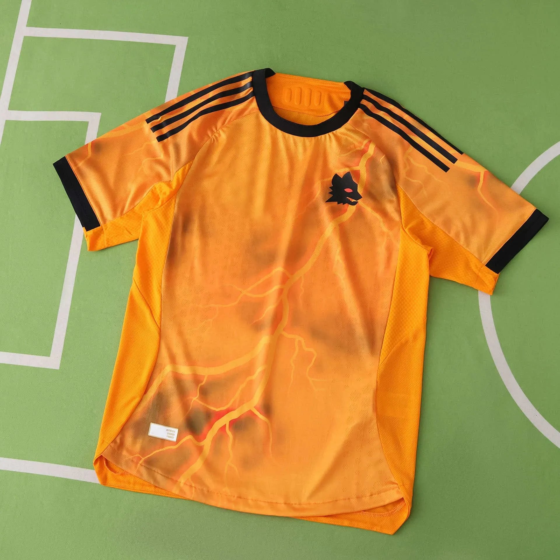25/26 Roma Away Player Version (Please note customization info in order remarks; messages will not count)