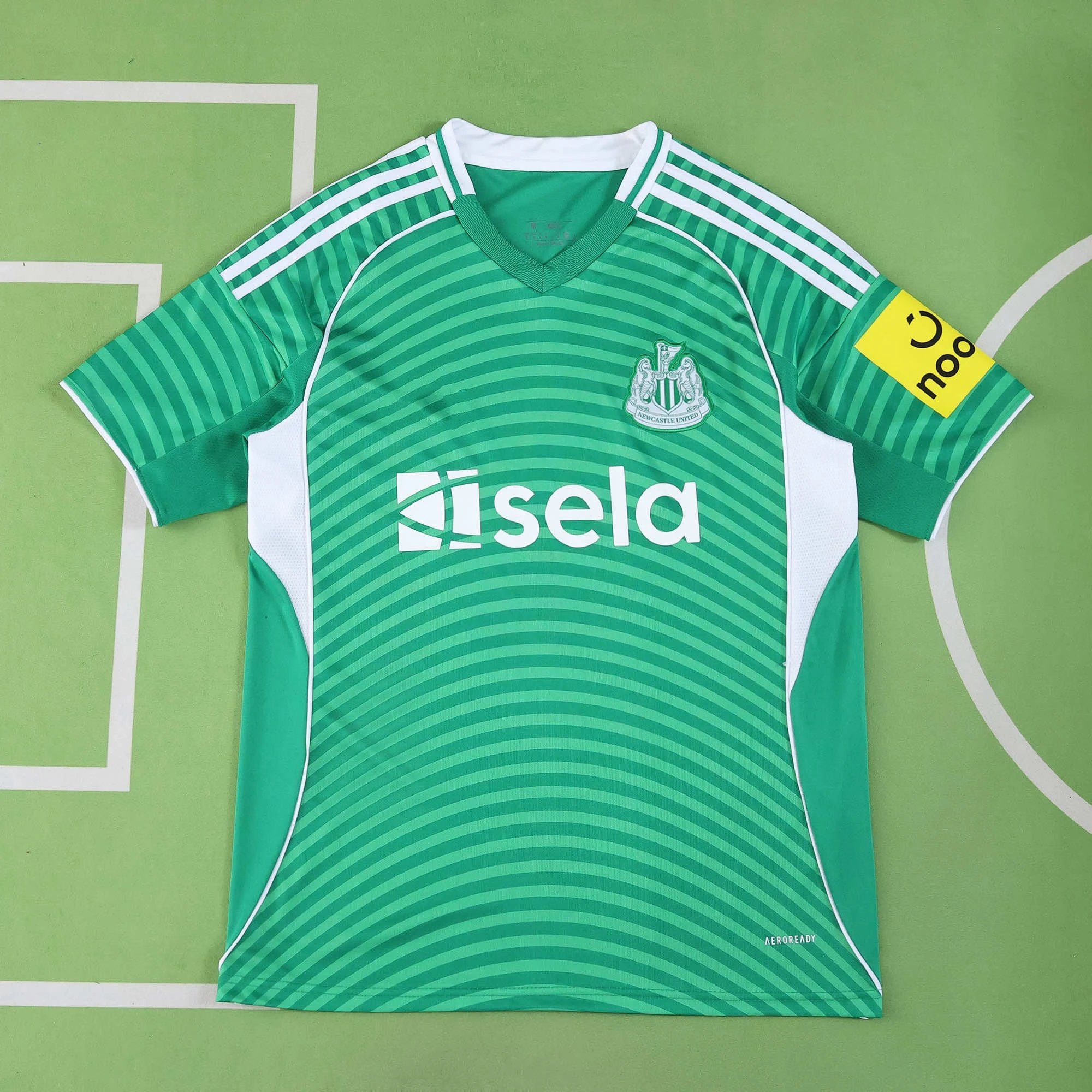 2526 Newcastle Away Green Thailand Version (Please note customization details when placing order, messages are not counted)