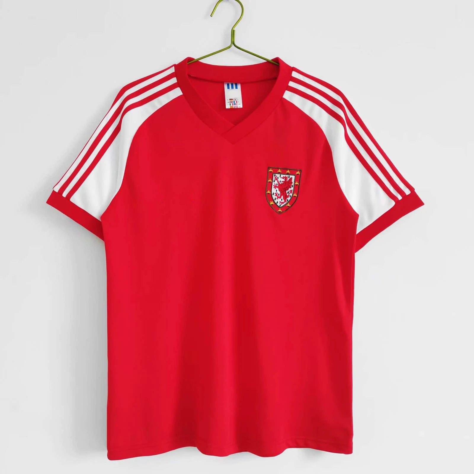 1982 Wales Home Thai Version (For customization info, please leave a note when ordering; messages will not be checked)