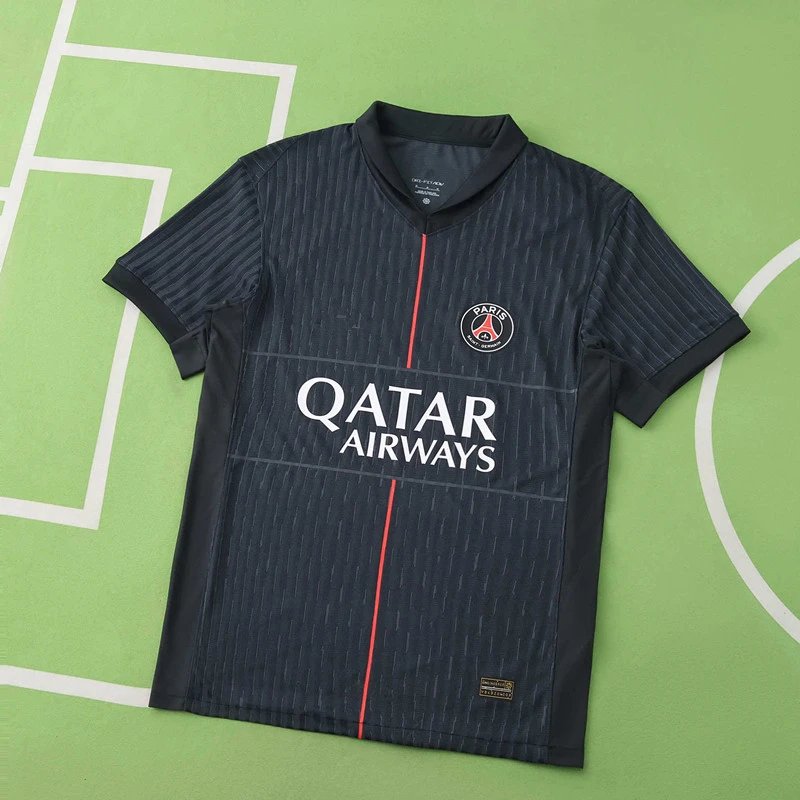 2526 Paris Saint Germain Black Player Edition