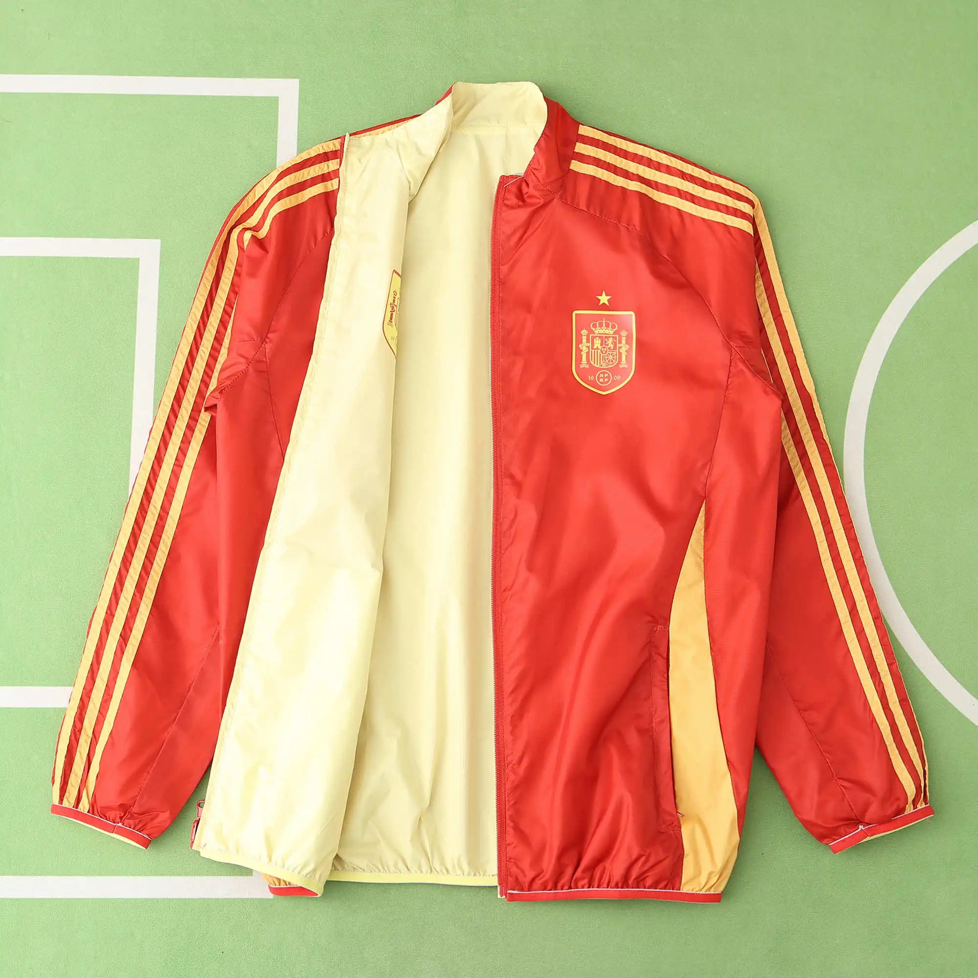 24/25 Spain Yellow/Red Reversible Jersey (Please note customization info in order remarks; messages are not accepted)