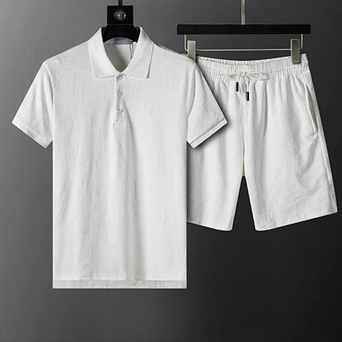 Gucci Matching Sets Short-Sleeve Top and Drawstring Shorts Set — 31