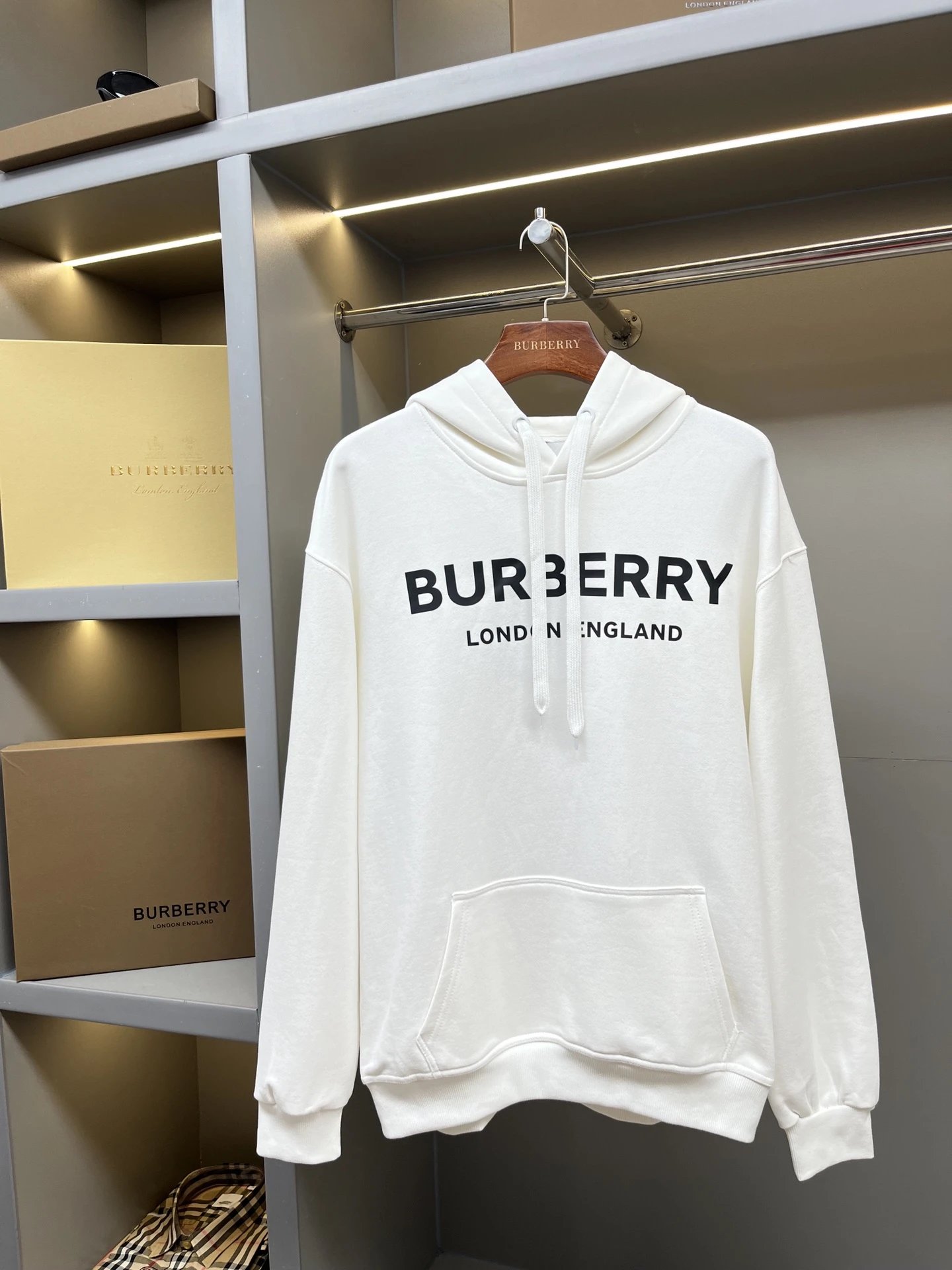 Burberry Hooded sweatshirts with logo patch or embroidered equestrian motif — 7-2