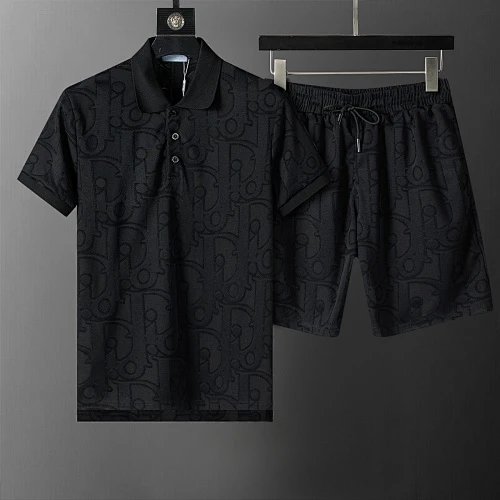 Gucci Matching Sets Short-Sleeve Top and Drawstring Shorts Set — 32