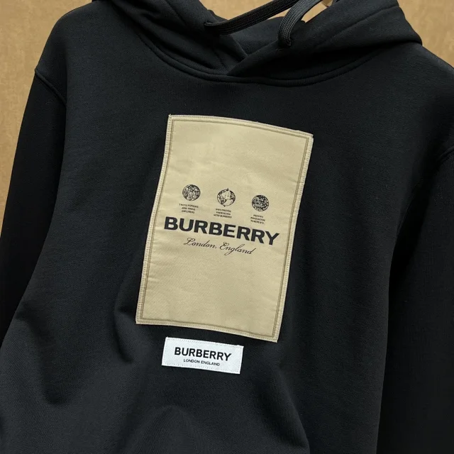 Burberry Hooded sweatshirts with logo patch or embroidered equestrian motif product detail image 16