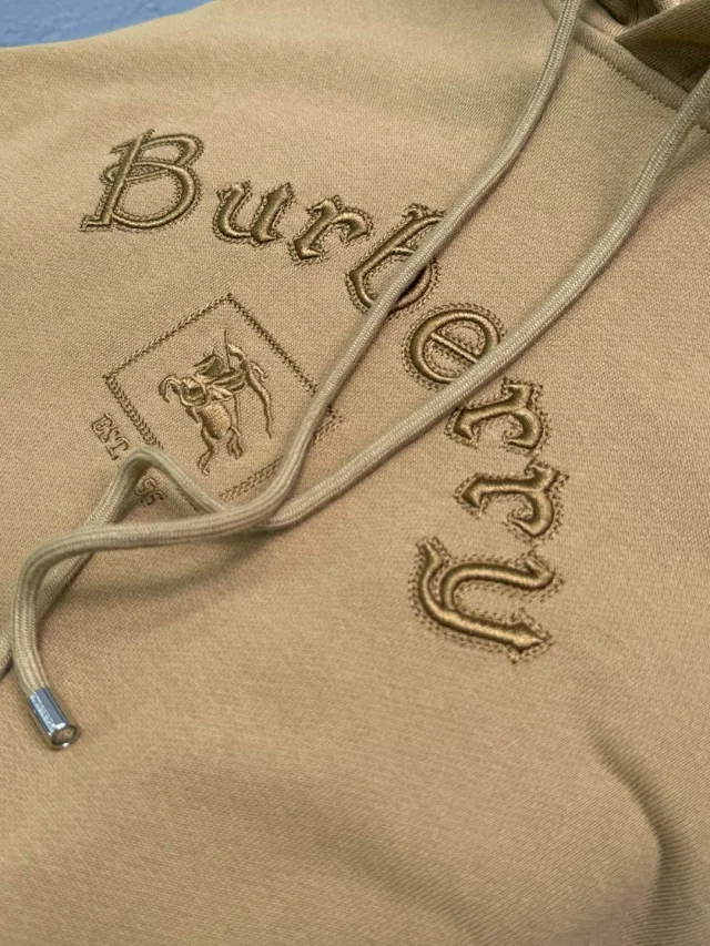 Burberry Hooded sweatshirts with logo patch or embroidered equestrian motif product detail image 22