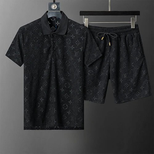 Gucci Matching Sets Short-Sleeve Top and Drawstring Shorts Set — 21