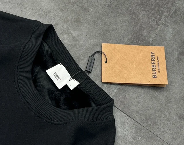 Burberry Hooded sweatshirts with logo patch or embroidered equestrian motif product detail image 80