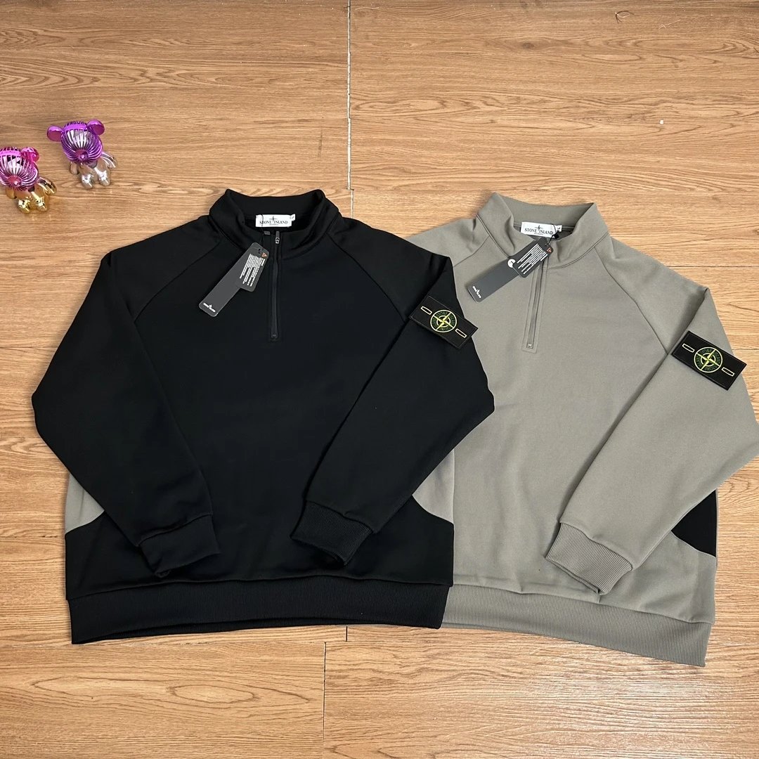 Stone Island White Graphic Print Crewneck Sweatshirt