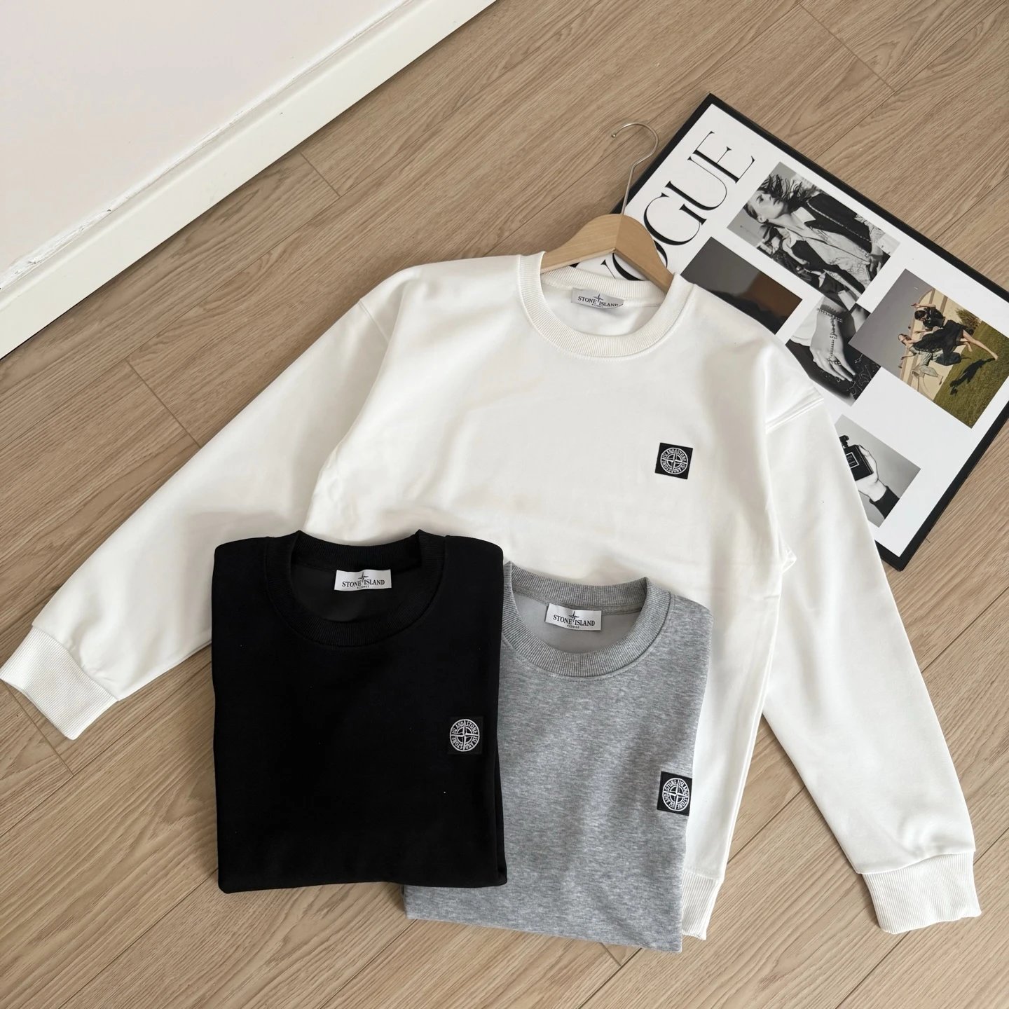 Stone Island White Graphic Print Crewneck Sweatshirt