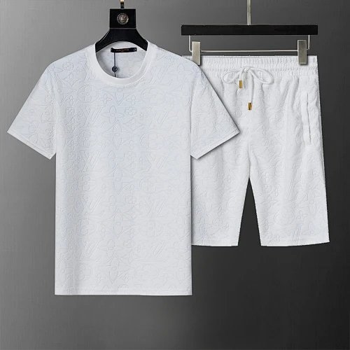 Gucci Matching Sets Short-Sleeve Top and Drawstring Shorts Set image 7