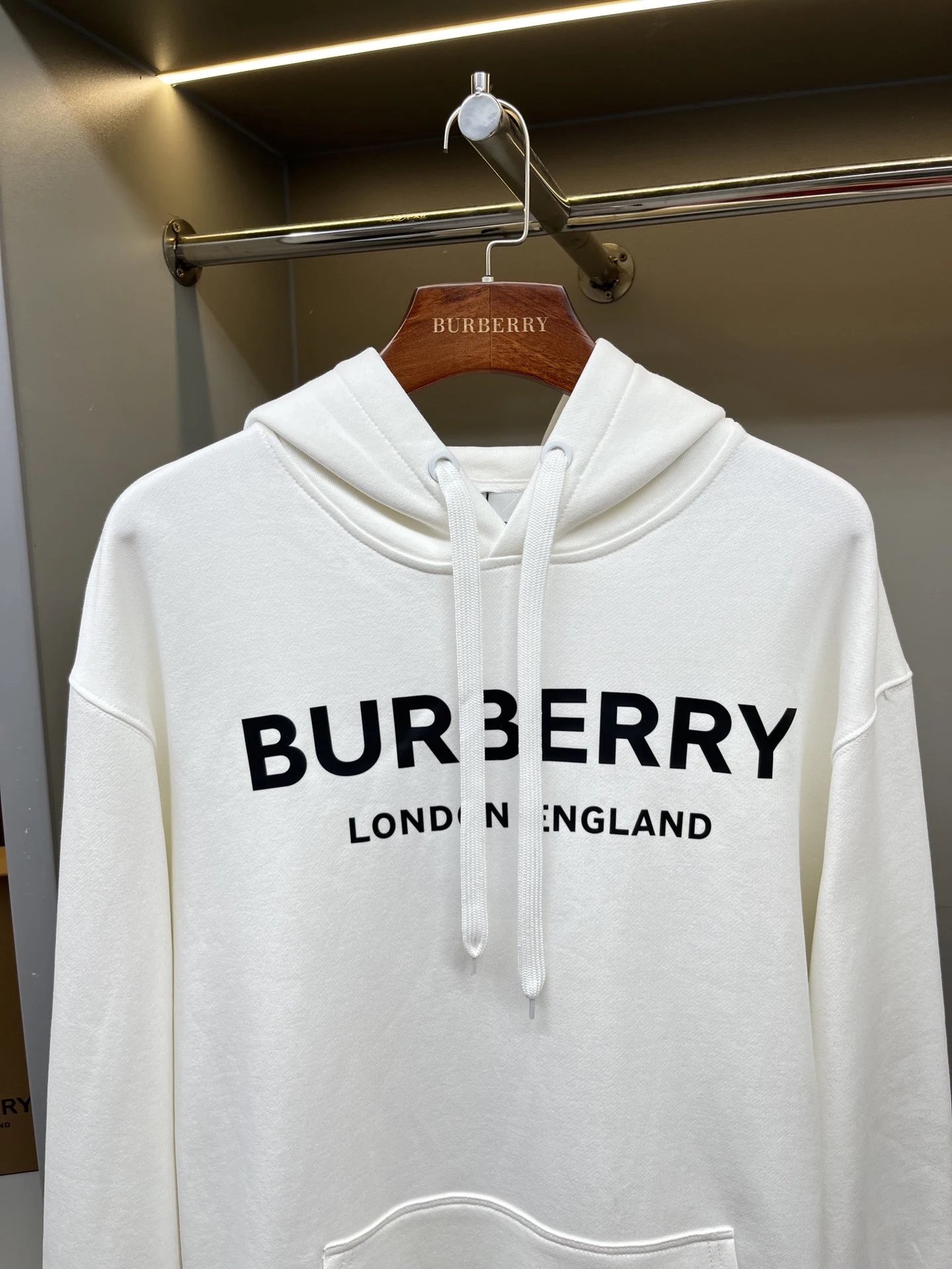 Burberry Hooded sweatshirts with logo patch or embroidered equestrian motif image 9