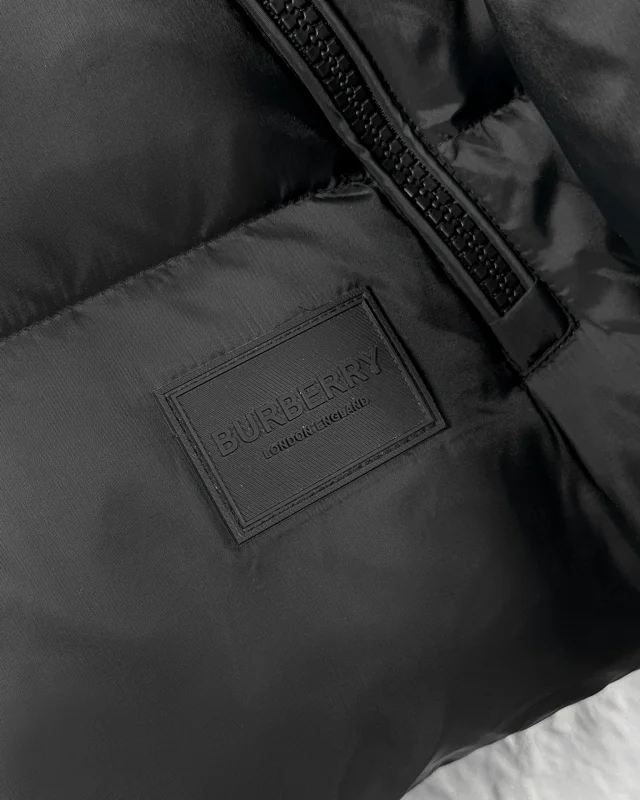 Burberry Down Jackets Hooded Puffer Jacket with Check Lining product detail image 60