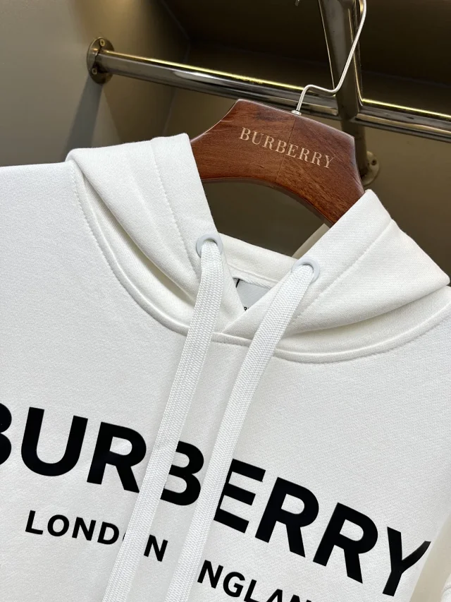 Burberry Hooded sweatshirts with logo patch or embroidered equestrian motif product detail image 50