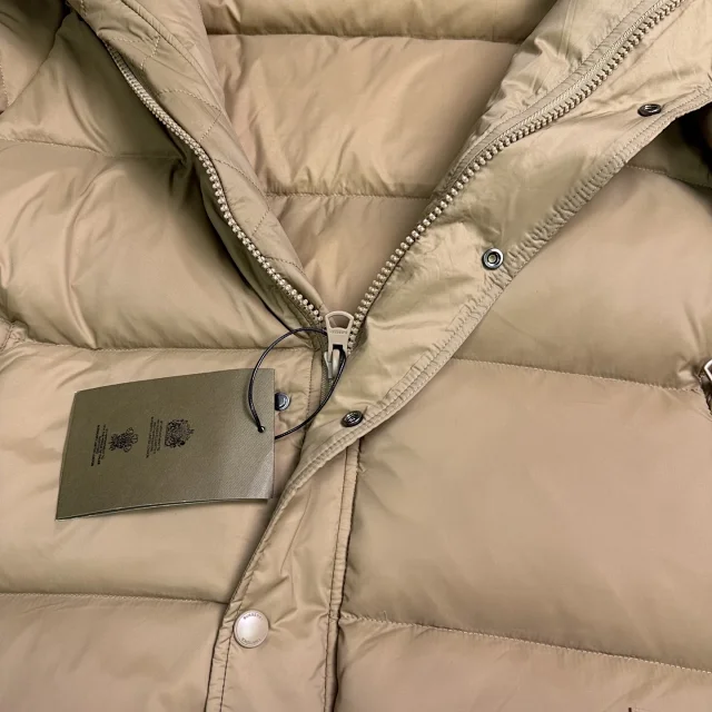 Burberry Down Jackets Hooded Puffer Jacket with Check Lining product detail image 56