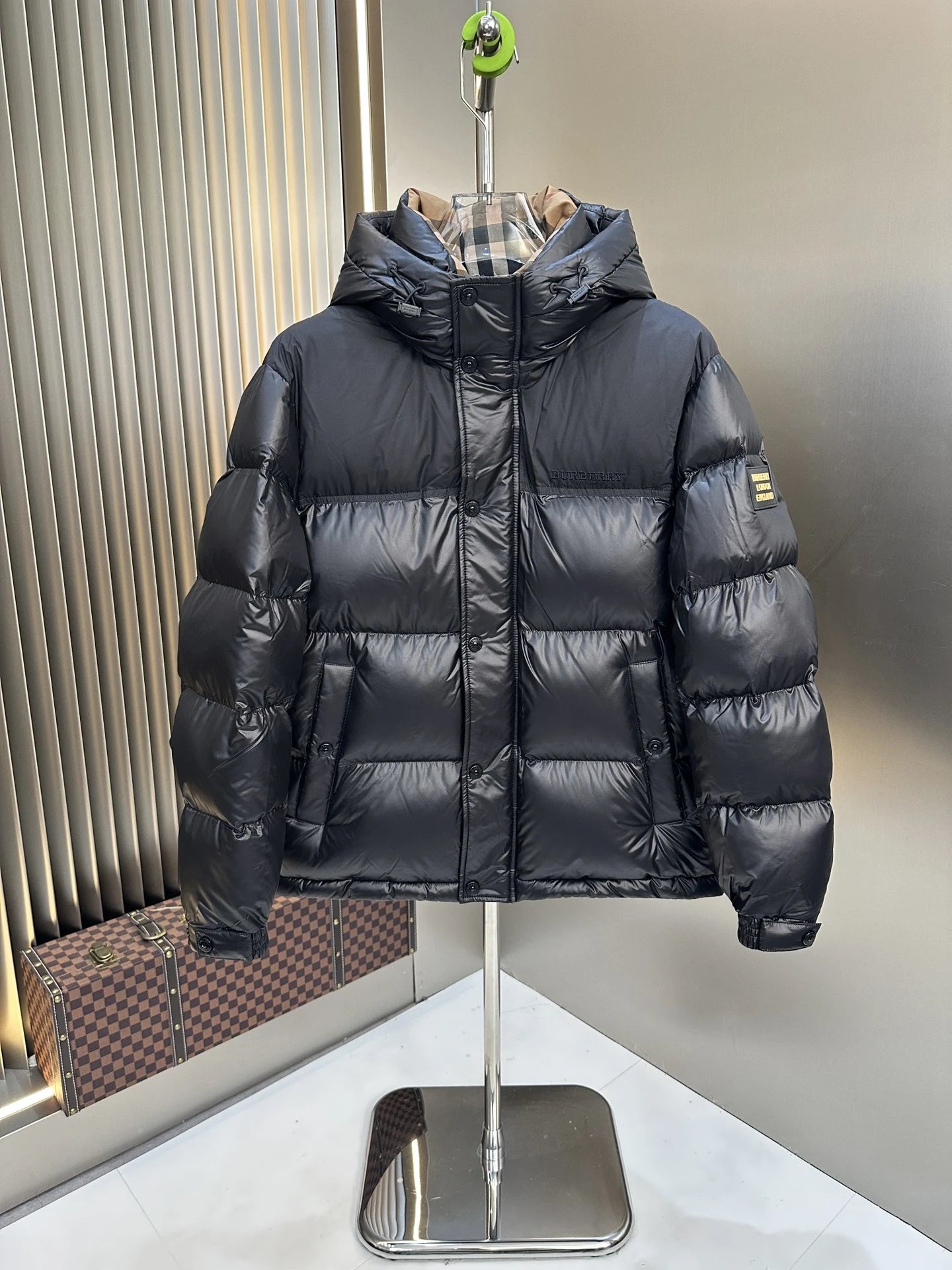 Burberry Down Jackets Hooded Puffer Jacket with Check Lining — 11
