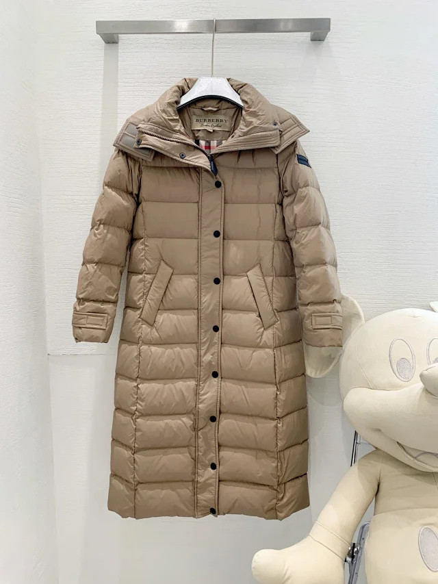 Burberry Down Jackets Hooded Puffer Jacket with Check Lining product detail image 85