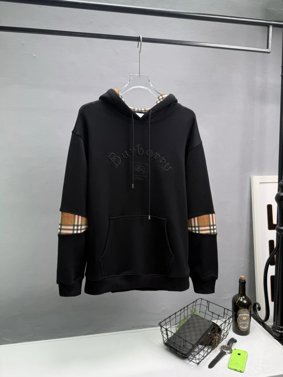 Burberry Hooded sweatshirts with logo patch or embroidered equestrian motif — 2-2