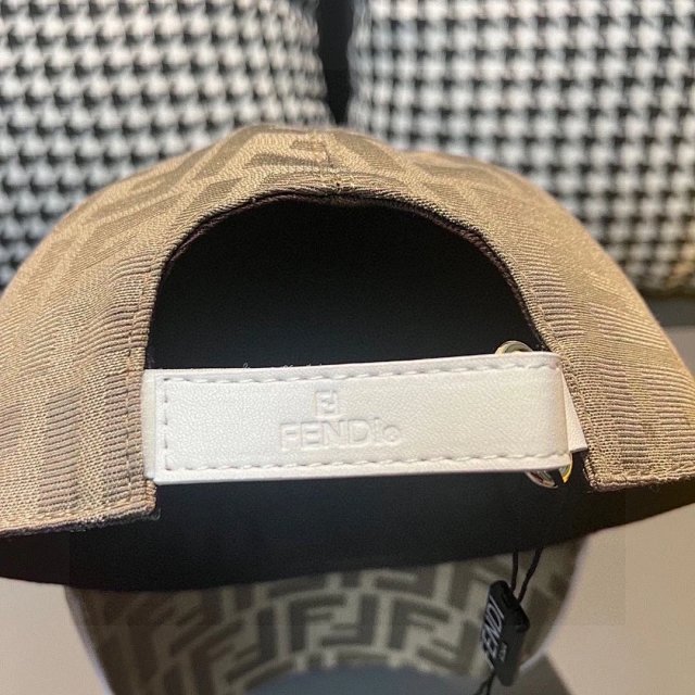 Fendi Cap: seller detail photo 13