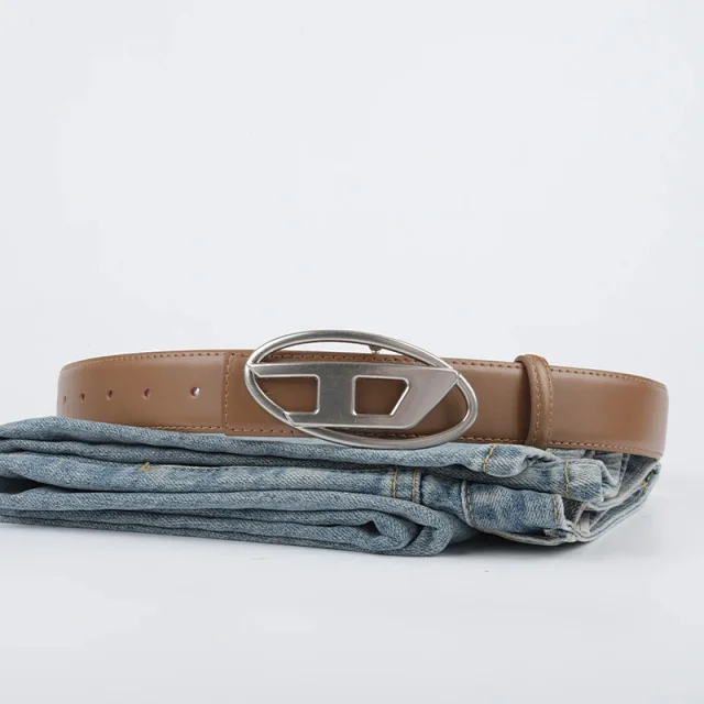 Unbranded Belts Cowhide Belt with Oval Metal Buckle product detail image 7